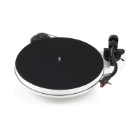 Pro-Ject RPM 1 Carbon DC (2M Red) White