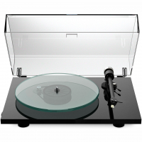 Pro-Ject T2 W (Rainier) High Gloss Black