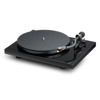 Pro-Ject Debut S (Rainier) High Gloss Black