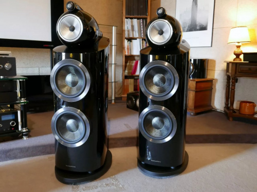 B&W 800 D3 Gloss Black