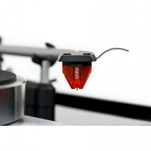 Thorens TD-1500 High Gloss Black