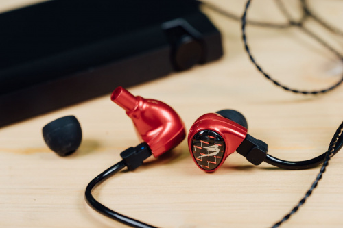 Astell&Kern Billie Jean Red