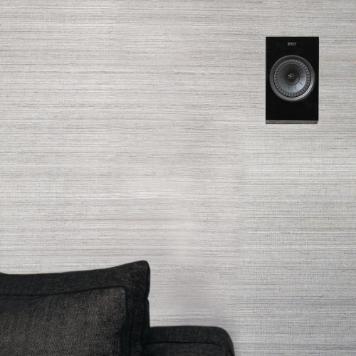 KEF R8a White