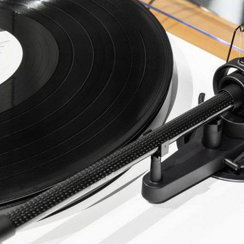 Music Hall MMF 3.3 White