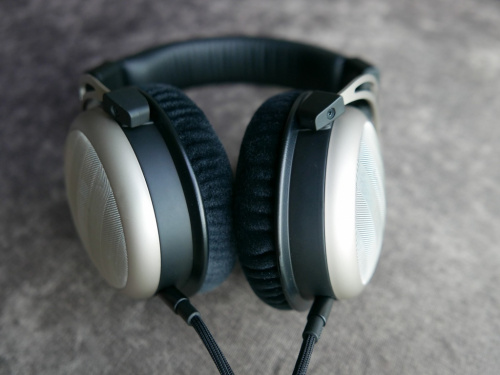 Beyerdynamic T1 (2. Generation) Black Edition