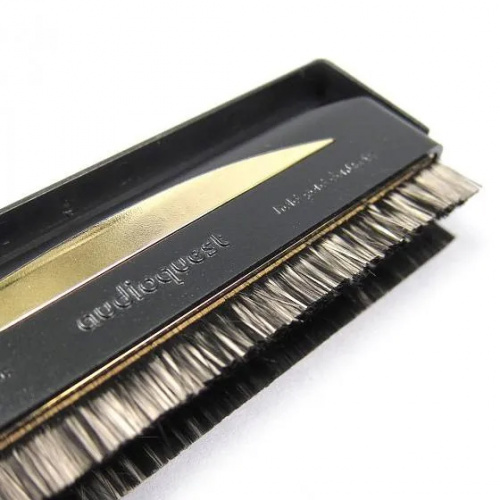 AudioQuest Gold Anti-Static Record Brush