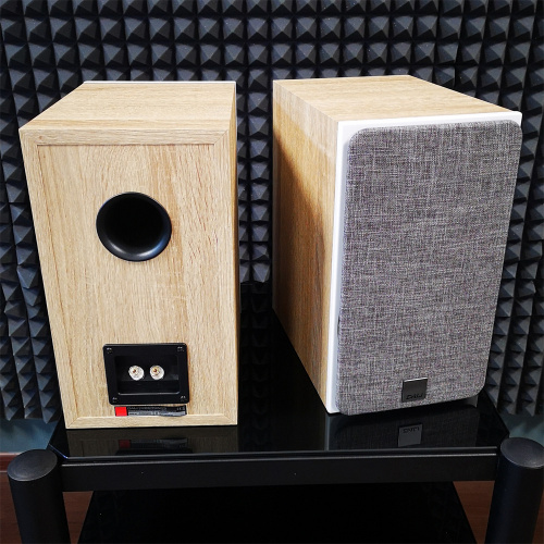 DALI Oberon 3 Light Oak (demo)