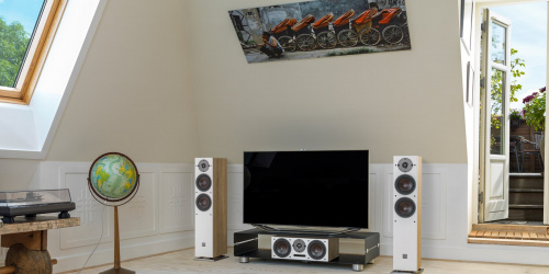 DALI Oberon Vokal Light Oak