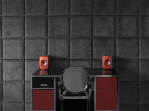 KEF LSX Red