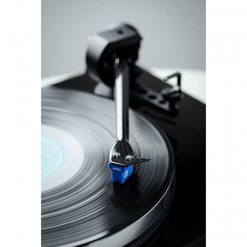 Pro-Ject X8 B Evolution Superpack (MC Quintet Blue) Piano Black