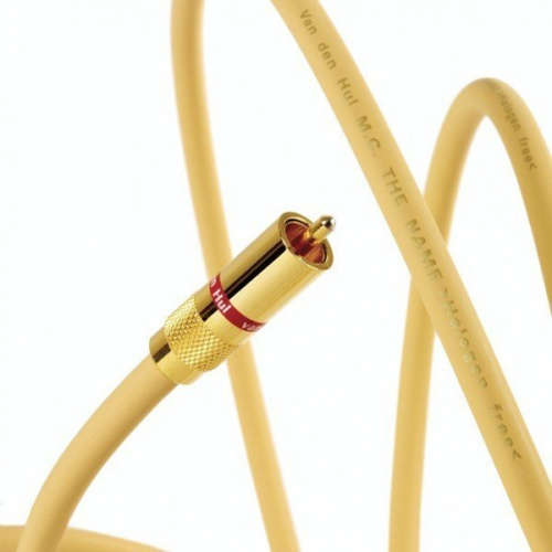 Van den Hul The Name RCA 0.8m