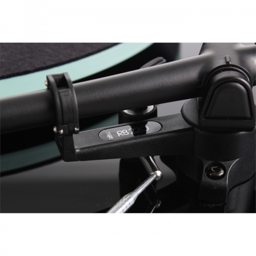 Rega RB 220